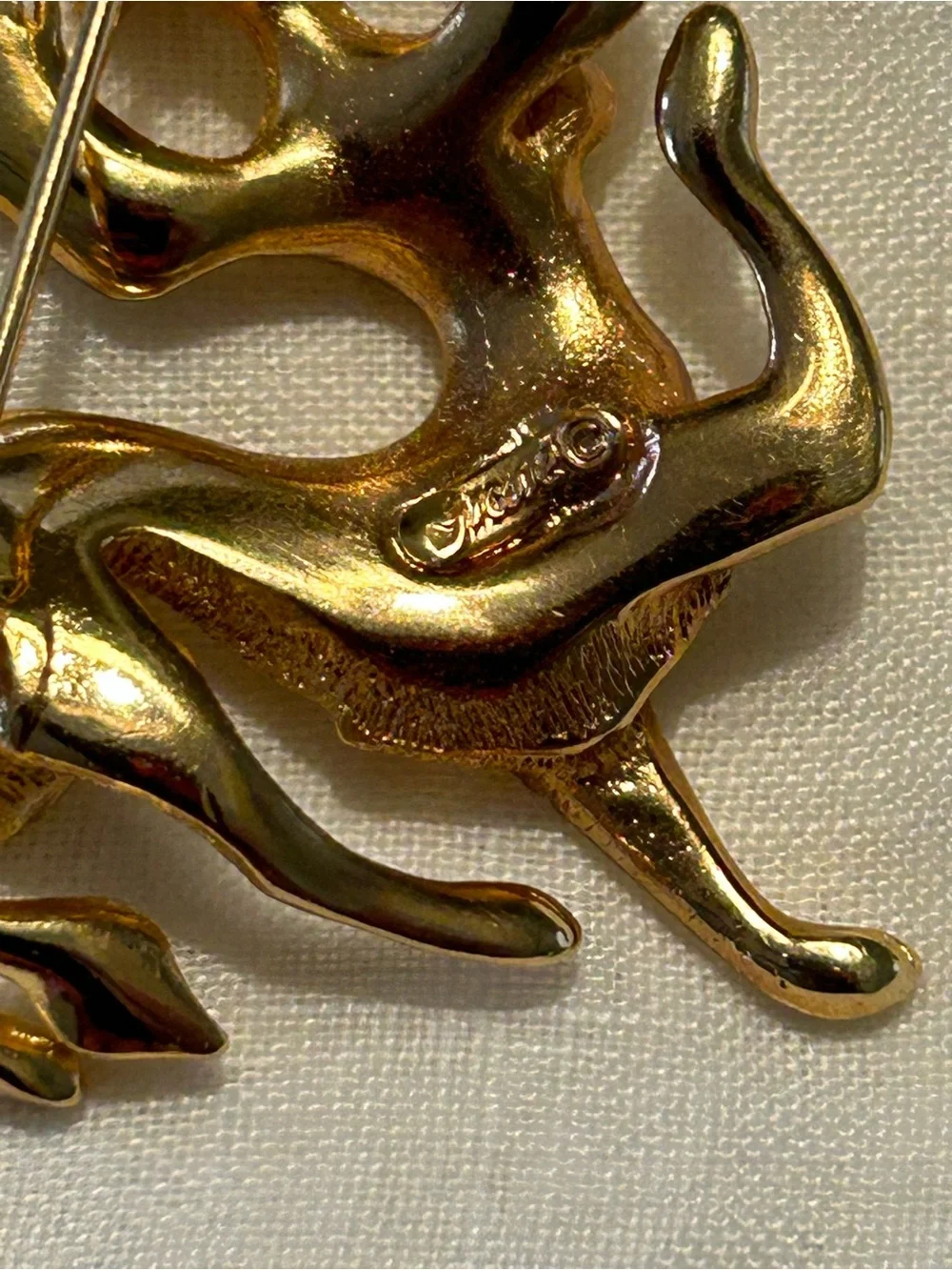 Gold-Tone Winged Mythical Creature Brooch for Women